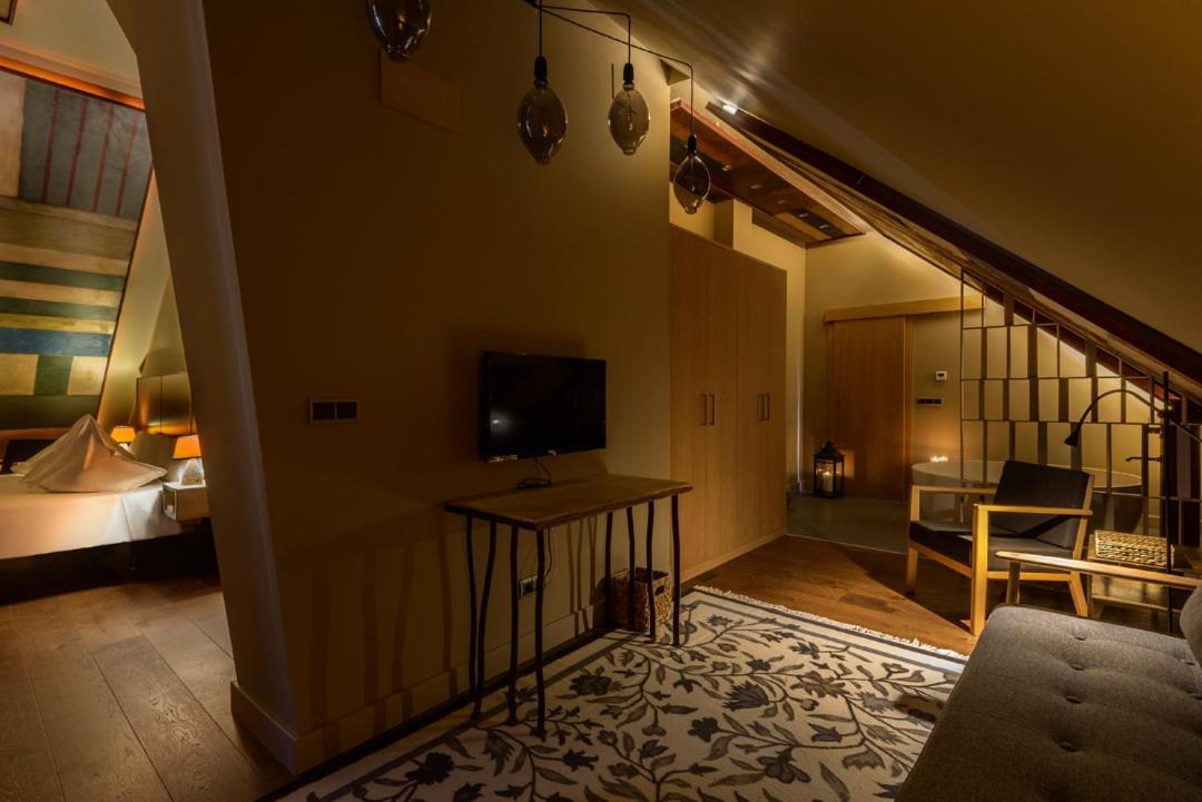 Hotel La Casuena Лануса Экстерьер фото